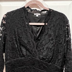 Excellent ConditionScalloped Boudoir Lace Dress by Kiyonna size 1